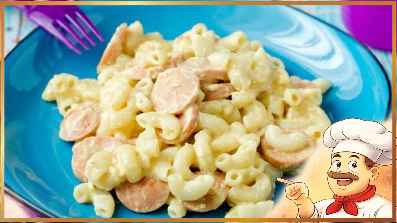 Макароны с сосисками и сливочно-сырным соусом